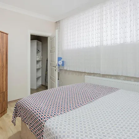 Spacious Flat Near Grand Mosque In Osmangazi Bursa